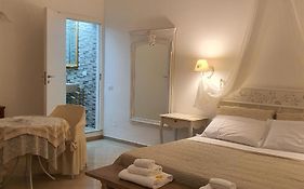 White Suite Polignano 08